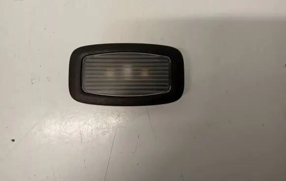 Mercedes-Benz S W222 Front seat light A0009066204 23022015 91189C