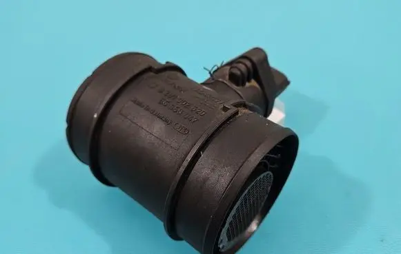 Opel Meriva A Mass air flow meter 0281002620 IMPRK1391401