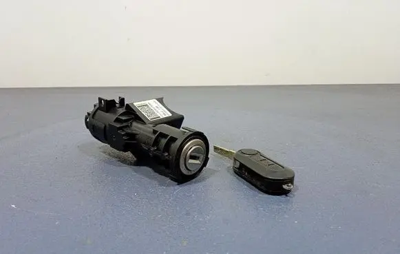 Fiat Bravo Ignition lock 61083600