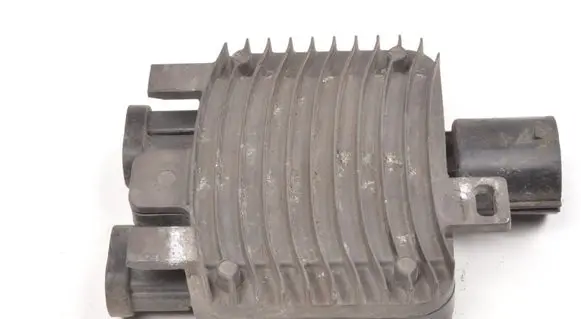 Volvo V70 Coolant fan relay 940009400