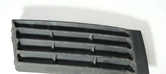 Audi A4 S4 B5 8D Front bumper lower grill 8D0807346AB