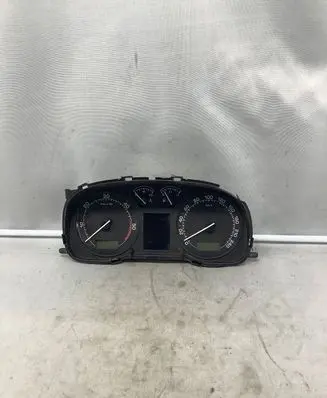 Skoda Octavia Mk2 (1Z) Speedometer (instrument cluster) 1U0920841J
