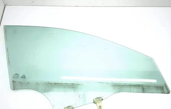 Hyundai Kona I Front door window glass four-door
