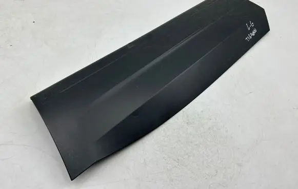 Volkswagen Tiguan Rear door trim (molding) 5N0854949A