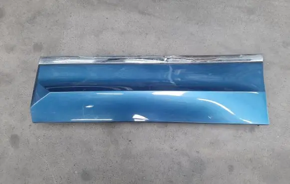 Volkswagen Tiguan Rear door trim (molding) 5NN854949A