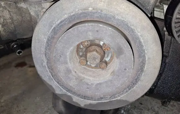 Alfa Romeo 159 Crankshaft pulley