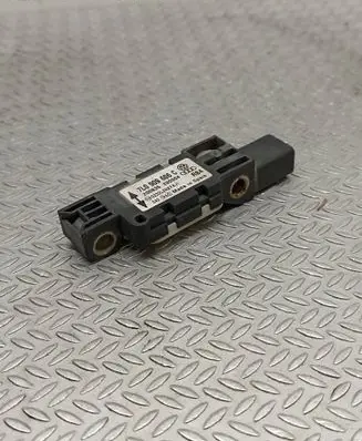Porsche Cayenne (9PA) Airbag deployment crash/impact sensor 7L0909606C 290504 0232L2NXFAJ1