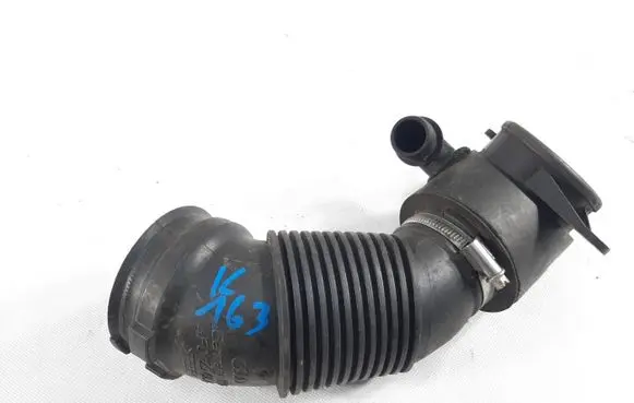 Audi A6 C7 Air intake hose/pipe 4F0129615G