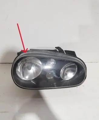 Volkswagen Golf IV Headlight/headlamp 087370