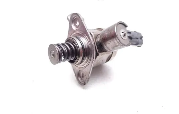 Ford Focus Fuel injection high pressure pump CM5G-9D376-GA