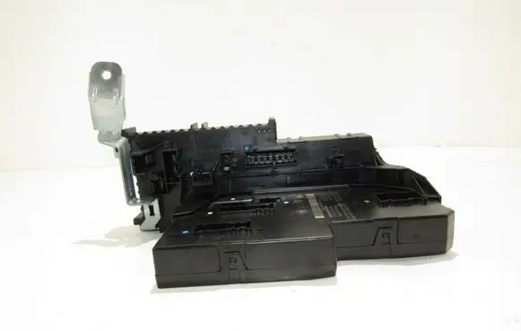 Mercedes-Benz C W204 Fuse module 2049005601