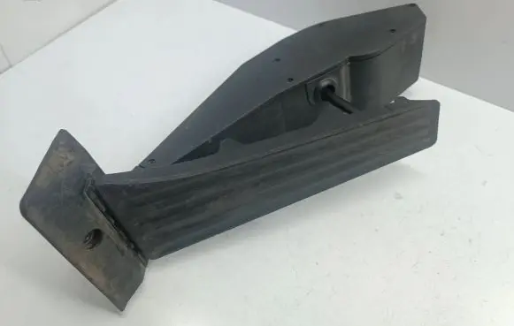BMW 7 E65 E66 Accelerator throttle pedal 6772645 25916010 35426772645