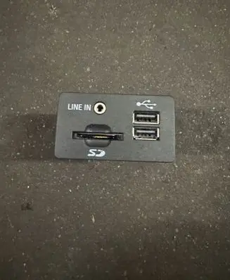 USB socket connector