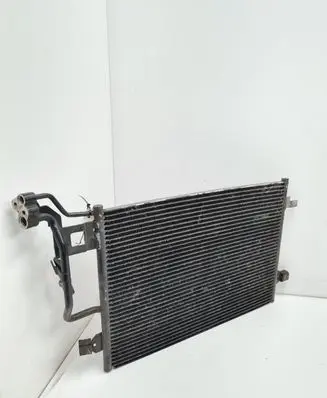 Volkswagen PASSAT B5.5 A/C cooling radiator (condenser) 3B0260401