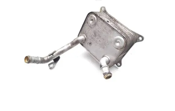 Audi A4 S4 B7 8E 8H Engine oil radiator 079117021M