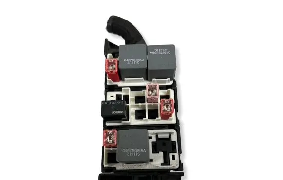 Jeep Grand Cherokee Relay mounting block 