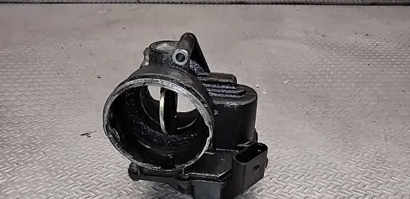 Volkswagen PASSAT B6 Throttle valve 03G128063A