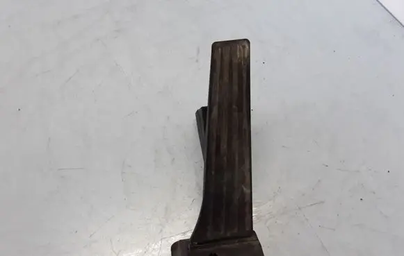 BMW 5 F10 F11 Accelerator throttle pedal 25916010