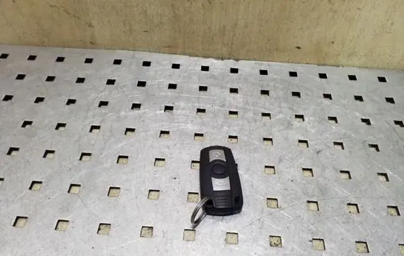 BMW 3 E92 E93 Ignition key/card 