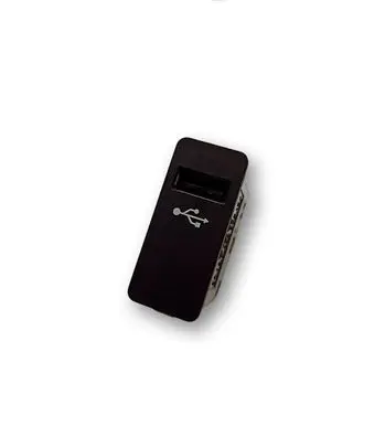 BMW 1 F52 USB socket connector 84106820397 6820397