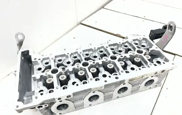 BMW 5 F10 F11 Engine head 85137090400 0715111601540 11128513709