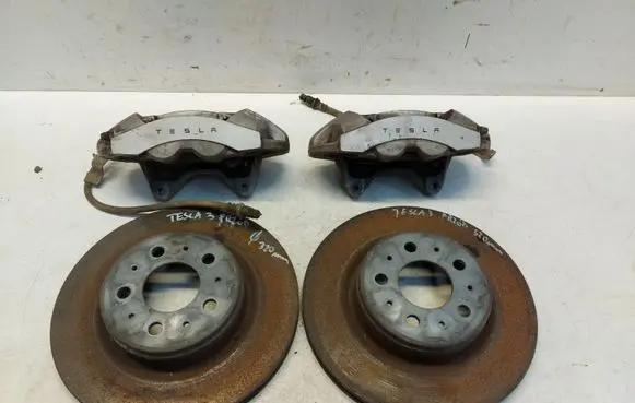Tesla Model 3 Front brake caliper 1044622-00-E