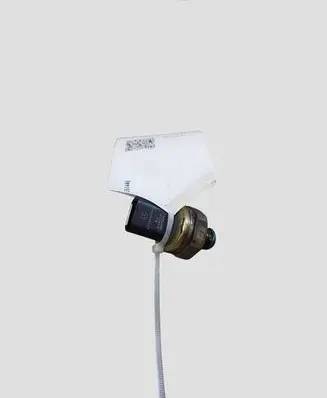 Mercedes-Benz E W213 Fuel pressure sensor A0009050603