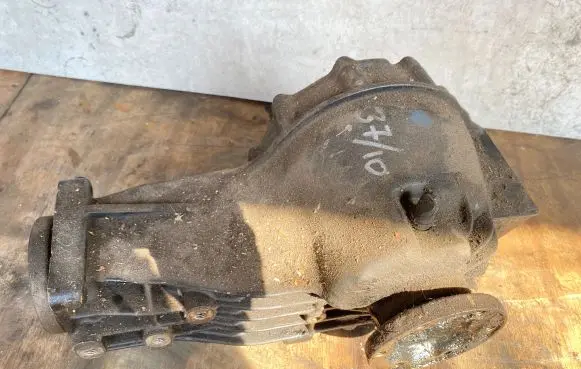 Audi A6 S6 C5 4B Rear differential 01R525053e Eus