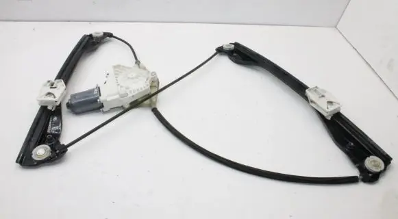 Skoda Superb B6 (3T) Front door window regulator with motor 8K0959802A