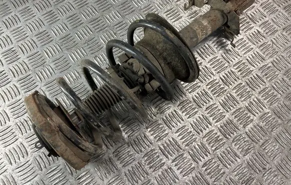 Renault Scenic II - Grand scenic II Front shock absorber with coil spring