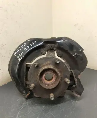 Mazda 3 II Front wheel hub