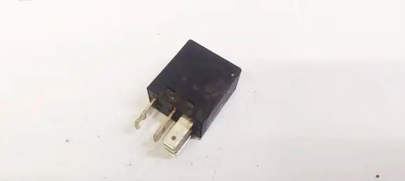 Jeep Grand Cherokee (WK) Other relay 4671168E
