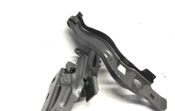 Mercedes-Benz CLA C118 X118 Engine bonnet/hood hinges A1778801100
