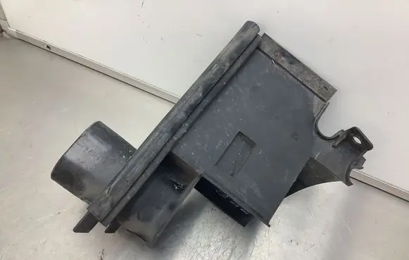Mercedes-Benz SLK R170 Radiator support slam panel bracket A1705200204