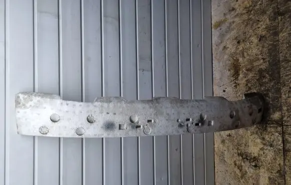 Toyota Prius (XW10) Front bumper foam support bar 