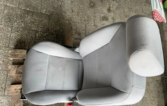 Mercedes-Benz B W245 Front passenger seat