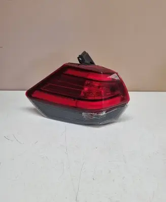 Nissan X-Trail T32 Rear/tail lights 22023746