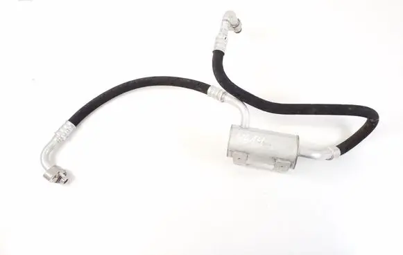 Air conditioning (A/C) pipe/hose