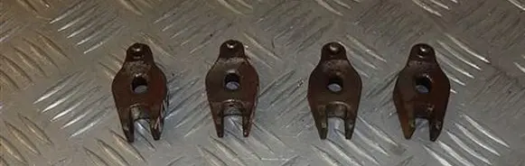 Ford Fiesta Fuel Injector clamp holder