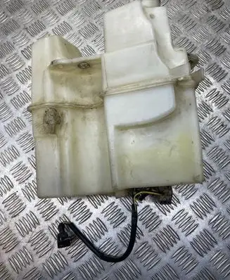 Volvo V70 Windshield washer fluid reservoir/tank 9178881 9484282