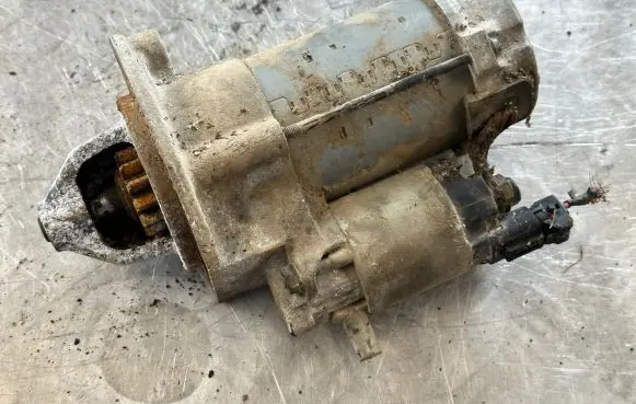 KIA Rio Starter motor 361002A500