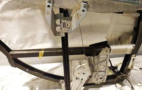 Audi A4 S4 B5 8D Sliding door window regulator with motor 8D0839398C