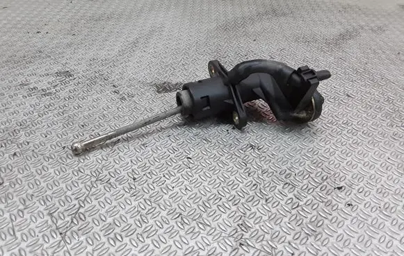 Audi A4 S4 B6 8E 8H Clutch master cylinder 8E2721401H