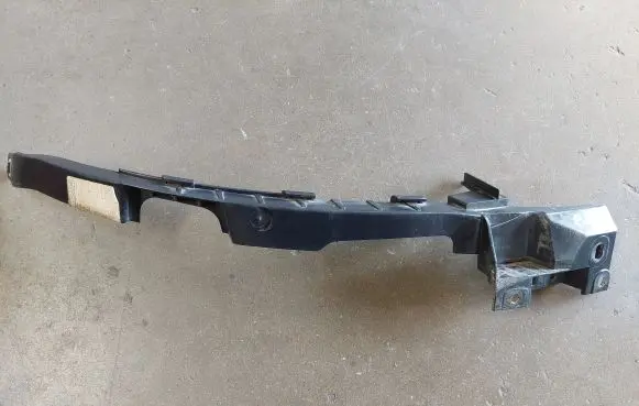 Opel Insignia A Headlight/headlamp mounting bracket 13250571