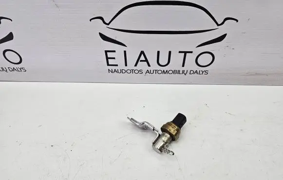 Mercedes-Benz C W204 Fuel pressure sensor A6510701381