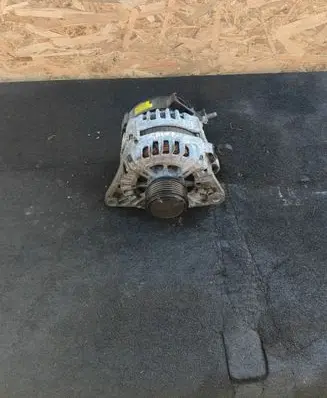 KIA Sportage Starter motor 373002A850