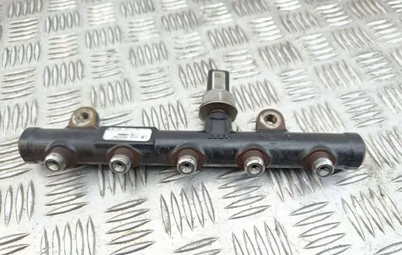 Citroen C4 I Picasso Fuel main line pipe 9681649580
