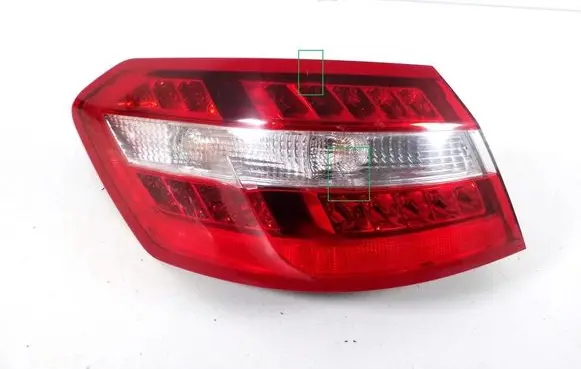 Mercedes-Benz E W212 Rear/tail lights A2129066601