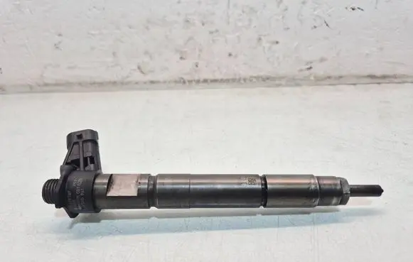 Dodge Nitro Fuel injector 0445115067