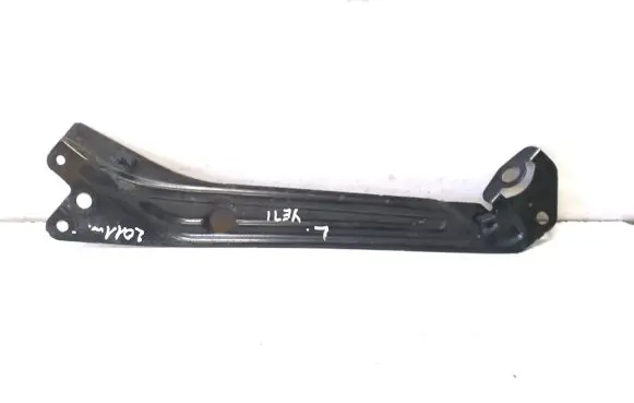 Skoda Yeti (5L) Radiator support slam panel 5L0805931